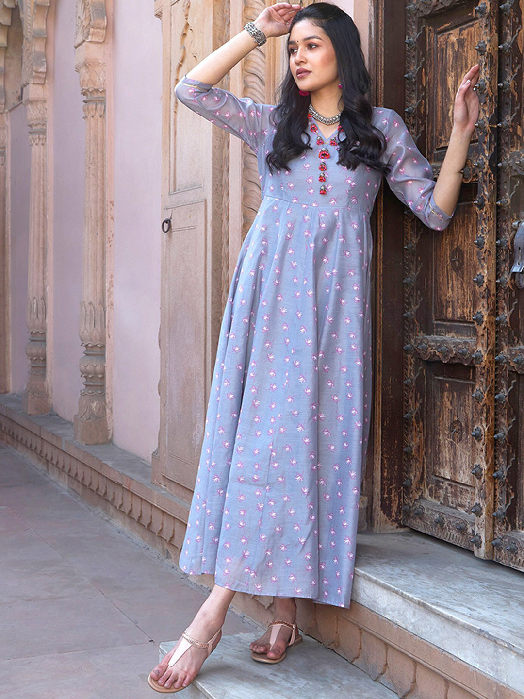 

Shae by SASSAFRAS Printed Floral Chanderi Silk Kurta, Grey