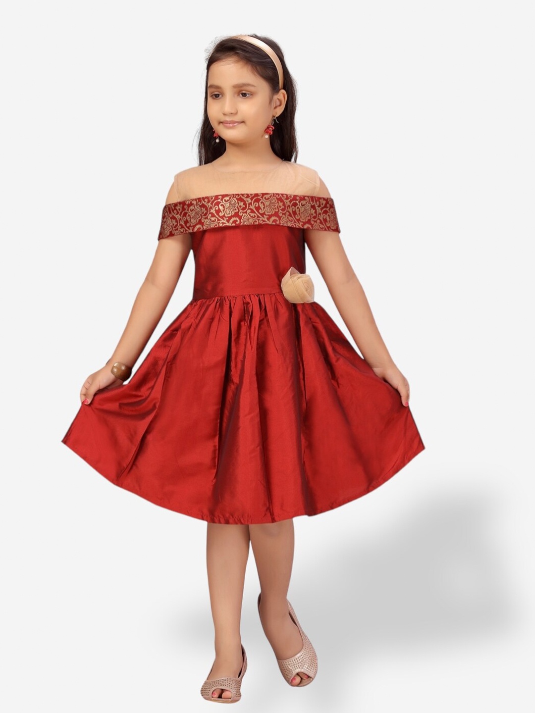 

Aarika Girls Off-Shoulder Dress, Maroon