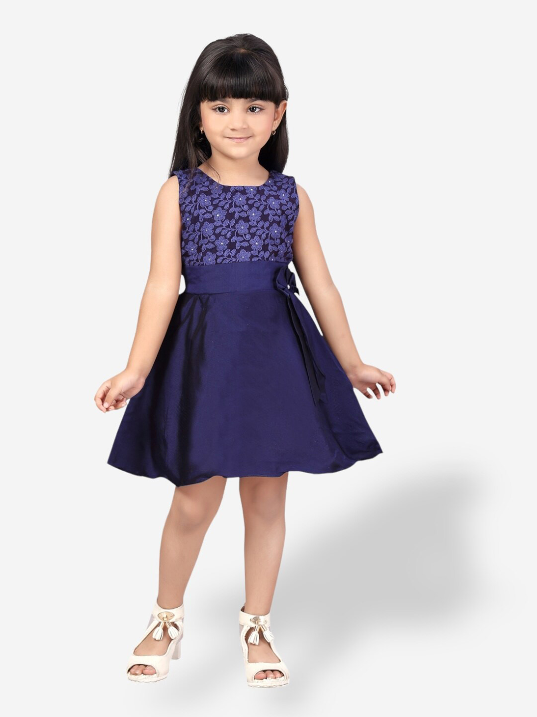 

Aarika Sleeveless Floral Embroidered Fit & Flare Net Dress, Navy blue