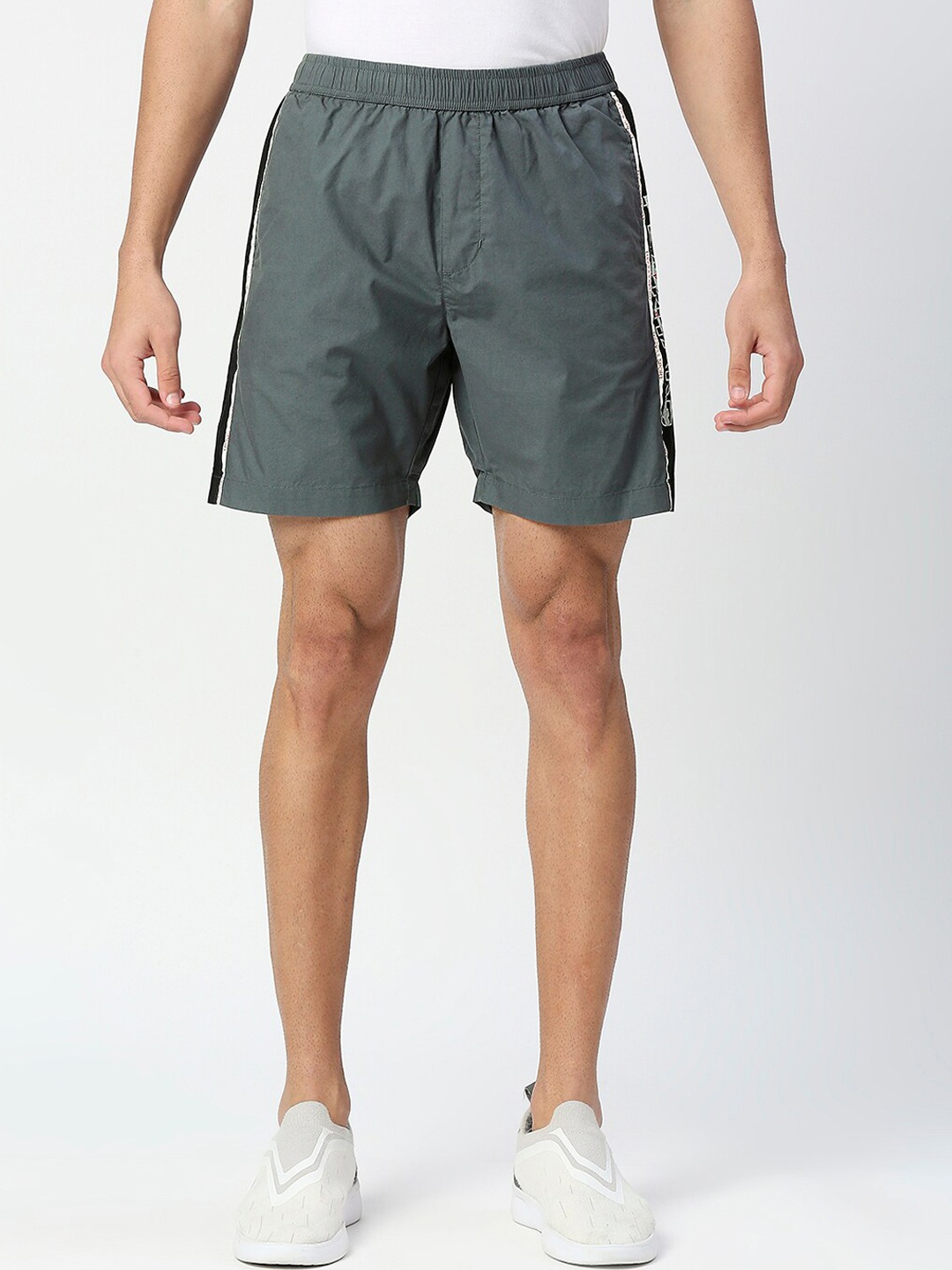 

beevee Men Mid Rise Pure Cotton Outdoor Sports Shorts, Grey