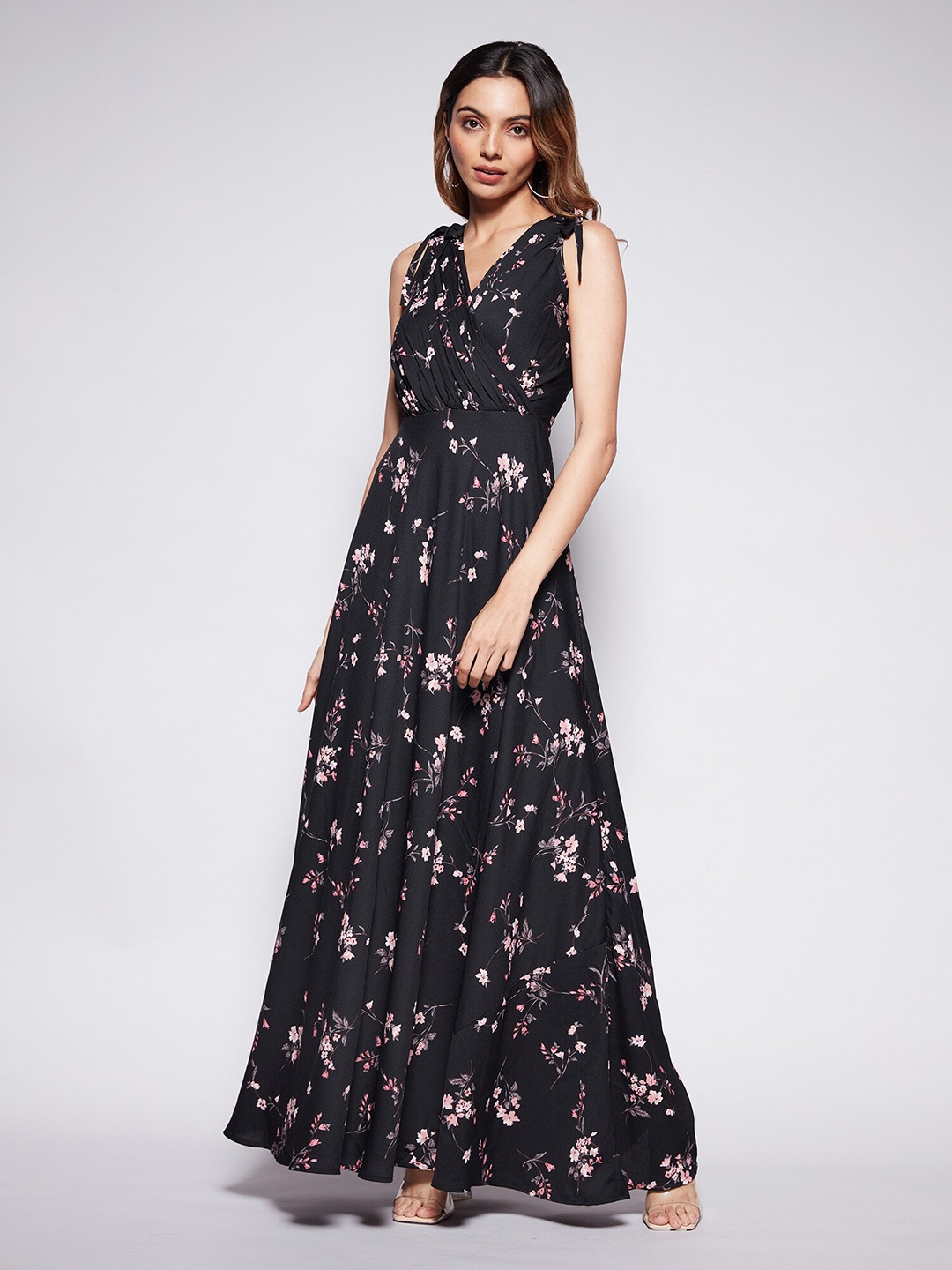 

20Dresses Floral Printed Tie-Up Detail Pleated Maxi Wrap Dress, Black