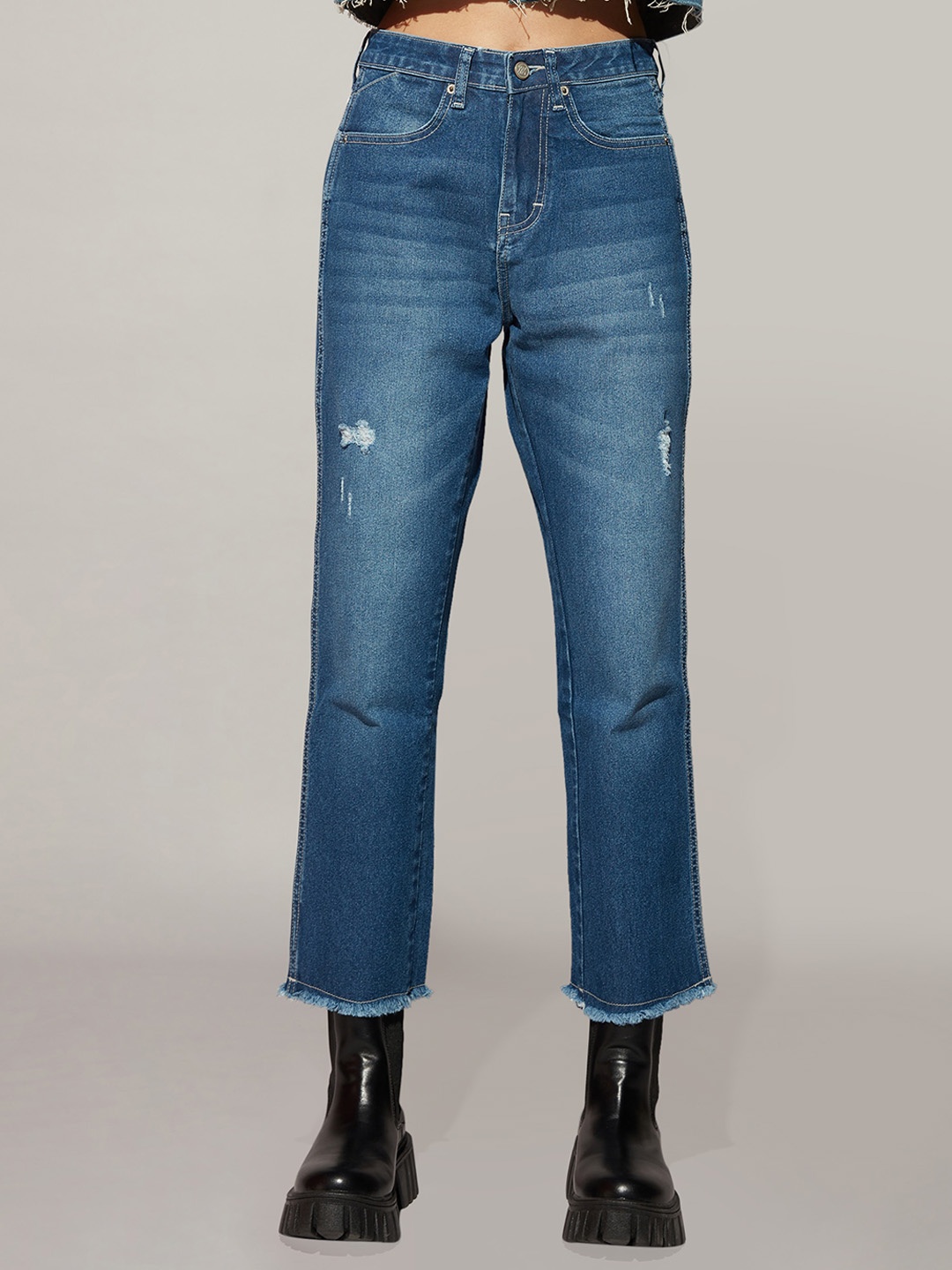 

20Dresses Women Comfort High-Rise Mildly Distressed Light Fade Jeans, Blue