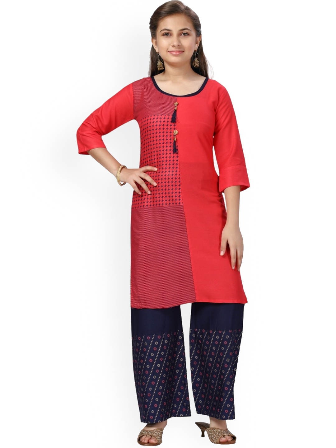 

Aarika Girls Geometric Printed Pure Cotton Kurta With Palazzos, Red