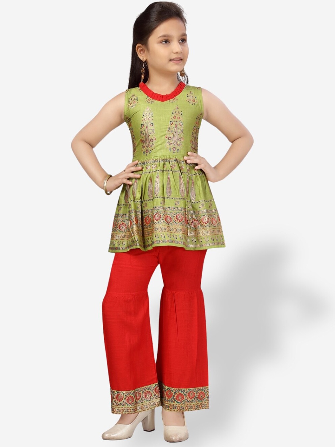 

Aarika Girls Ethnic Motifs Printed Pleated Pure Cotton Kurta with Sharara, Green