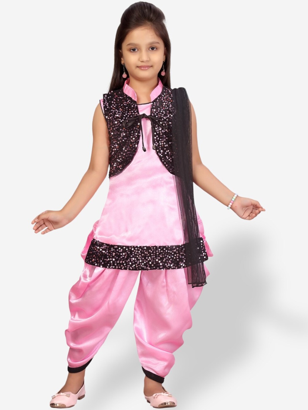 

Aarika Girls Pure Silk Sequinned Kurta with Patiala & With Dupatta, Pink