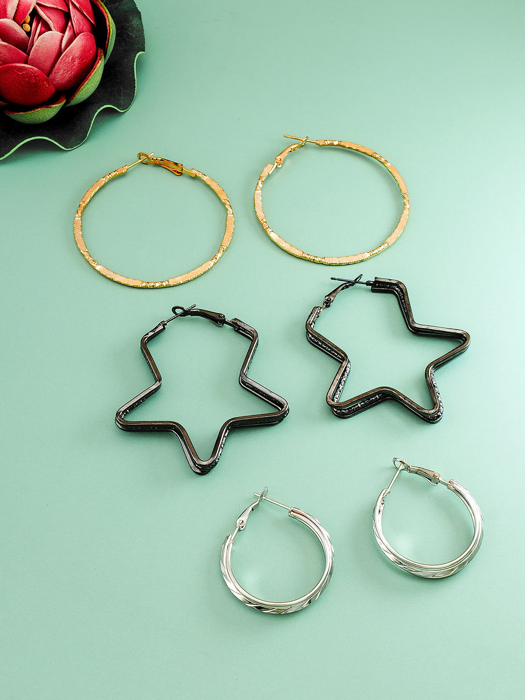 

aadita Set Of 3 Gold-Plated Geometric Hoop Earrings