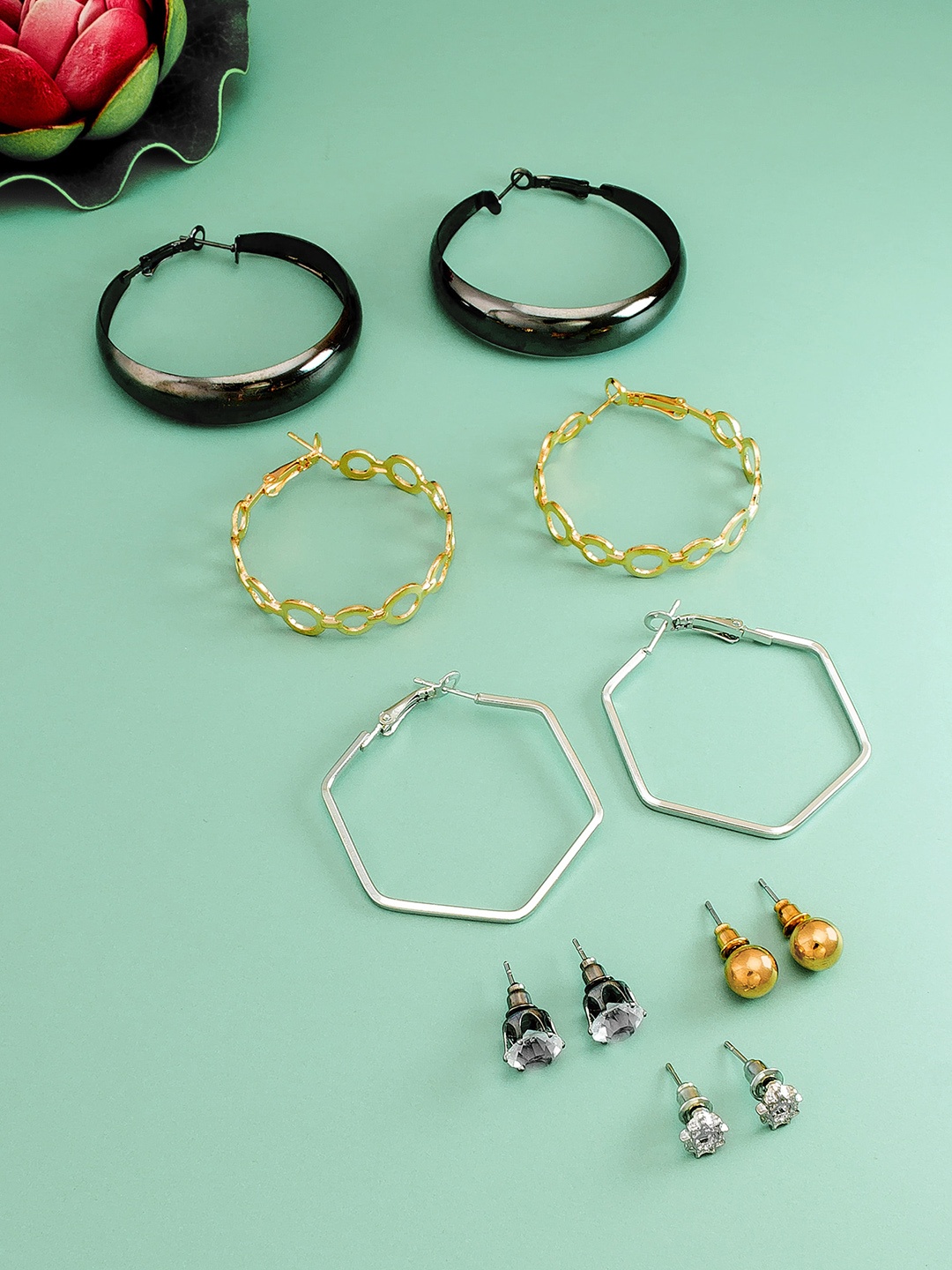 

aadita Set Of 6 Gold-Plated Geometric Hoop Earrings