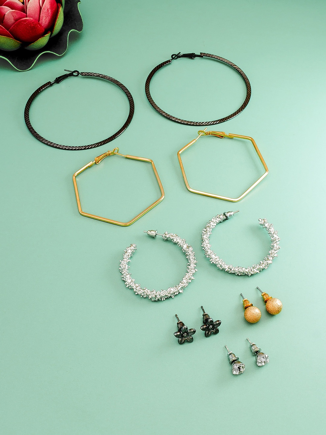 

aadita Set Of 6 Gold-Plated Geometric Hoop Earrings