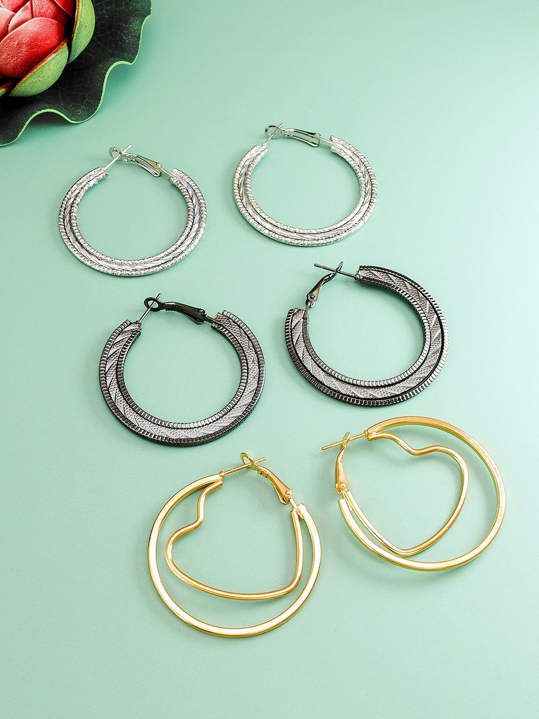 

aadita Set Of 3 Gold & Silver-Plated Circular Hoop Earrings, Black