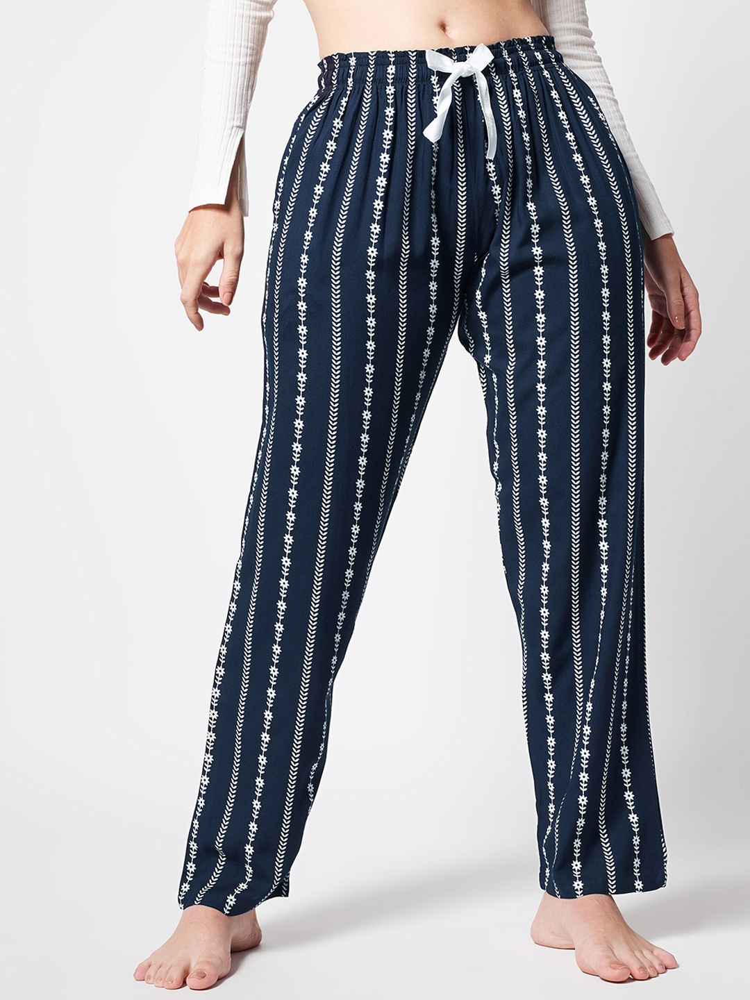 

Zeyo Women Striped Mid-Rise Straight Lounge Pants, Navy blue