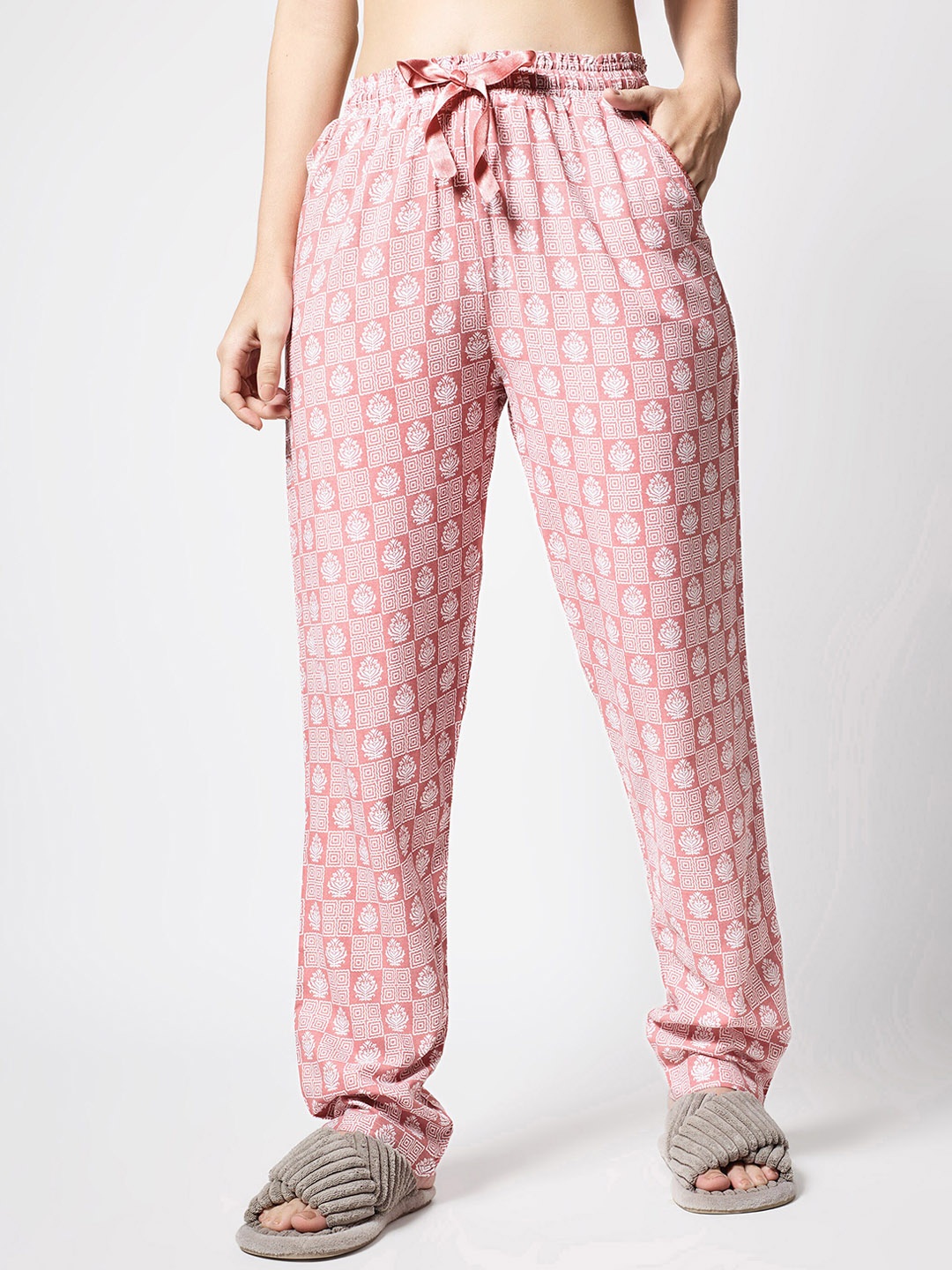 

Zeyo Women Printed Mid-Rise Straight Lounge Pants, Pink