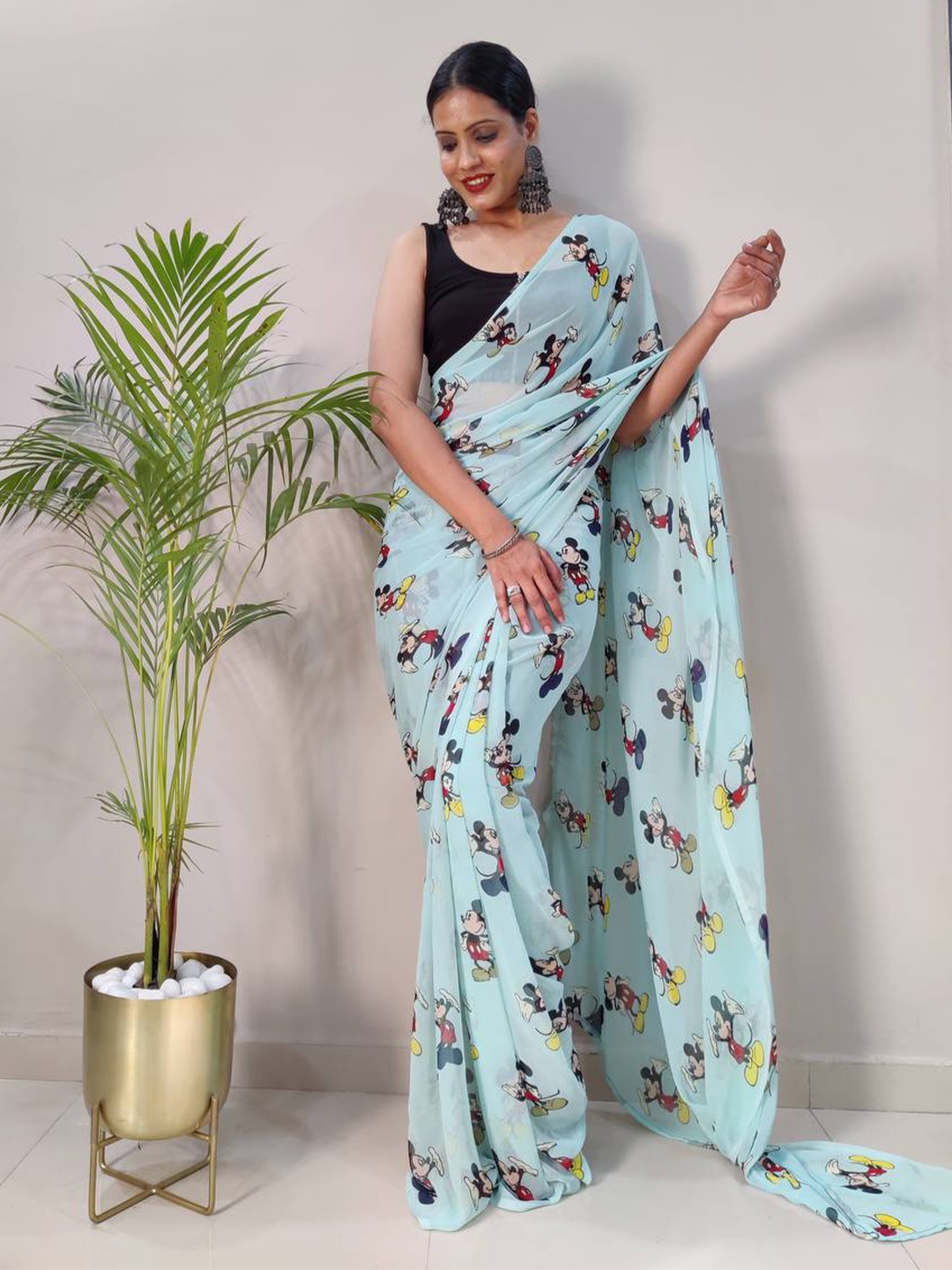 

BESUCHER Mickey Printed Pure Georgette Saree, Blue