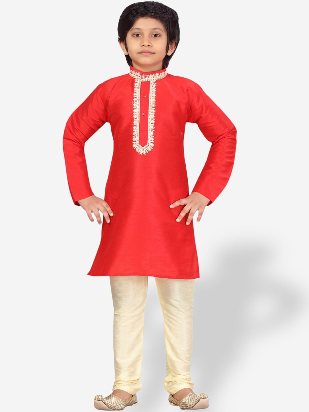 

Aarika Boys Ethnic Motifs Yoke Design Pure Silk Kurta With Pyjamas, Red