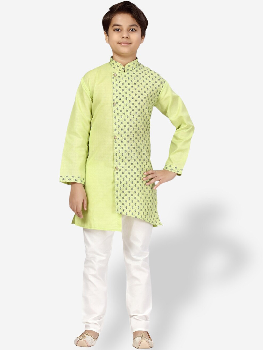 

Aarika Boys Ethnic Motifs Printed Pure Cotton Kurta With Pyjamas, Green
