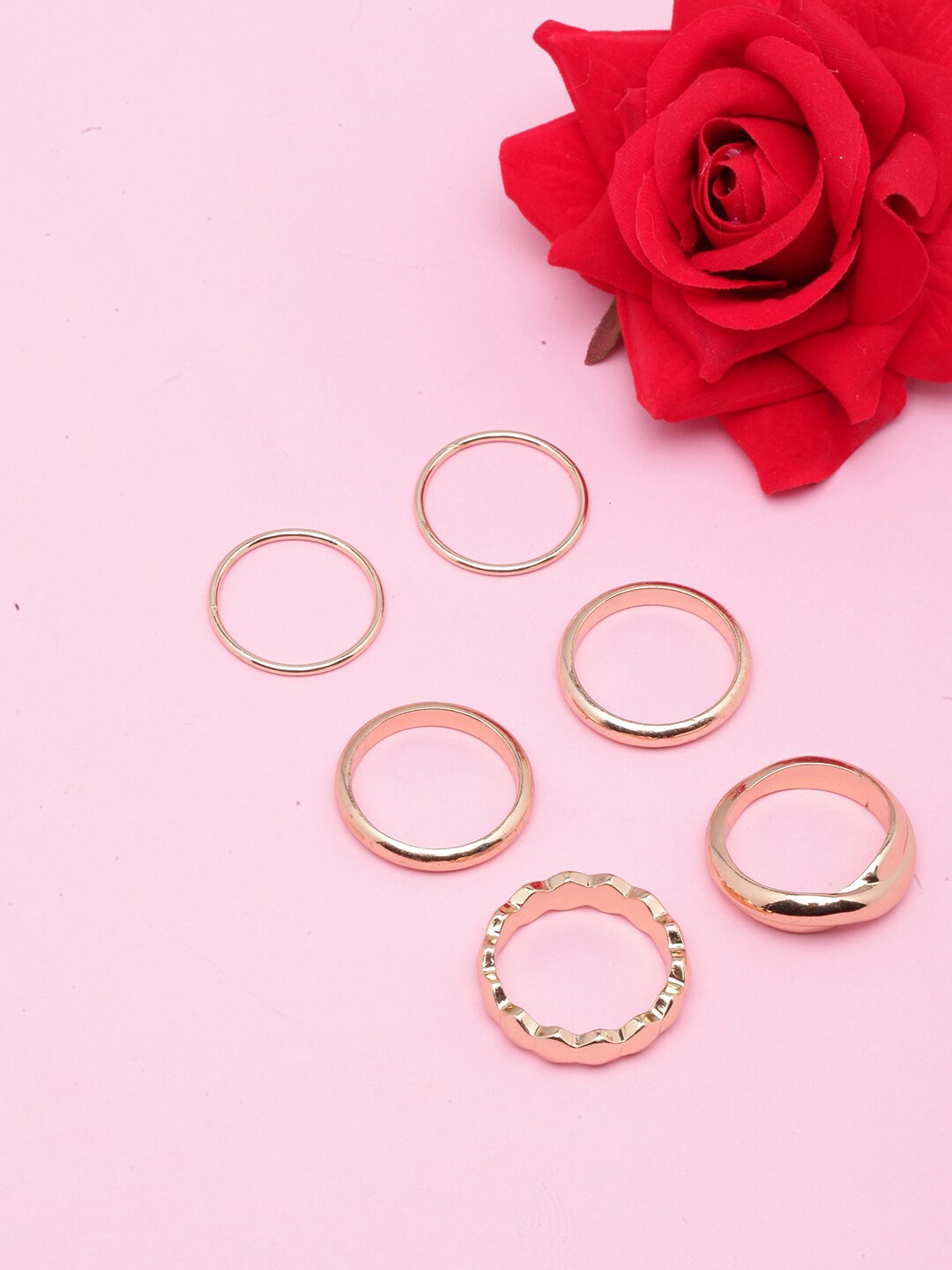 

DressBerry Set Of 6 Gold-Plated Finger Rings