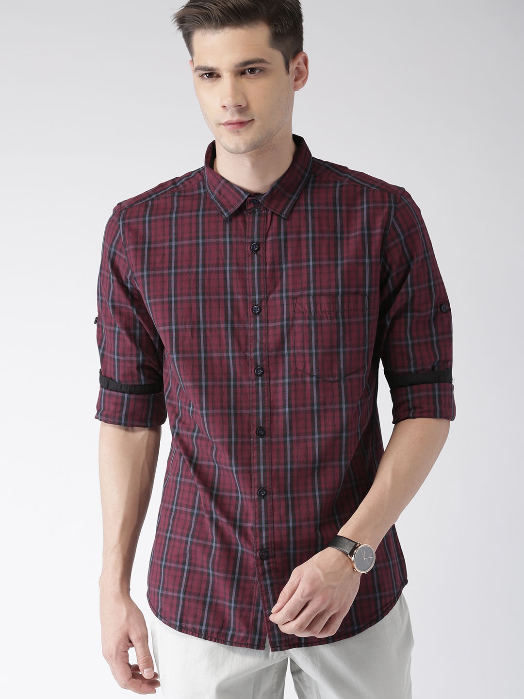 

HIGHLANDER Men Maroon & Black Slim Fit Checked Casual Shirt