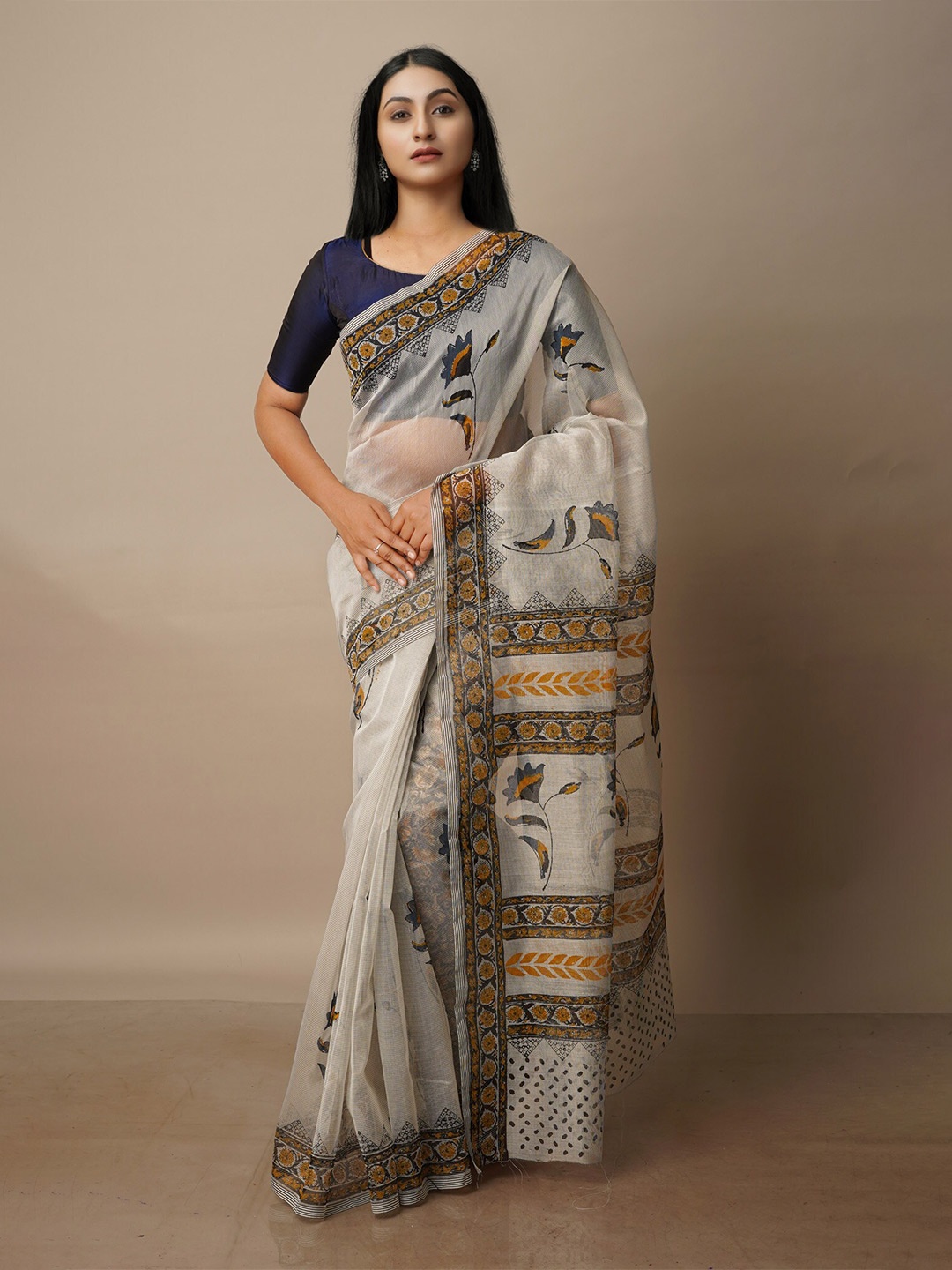 

Unnati Silks Floral Motifs Printed Banarasi Saree, Beige