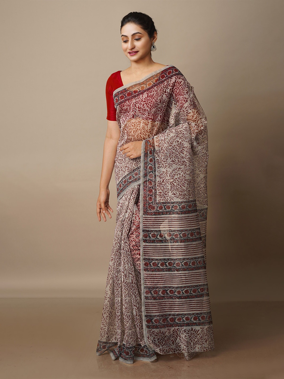 

Unnati Silks Floral Motifs Printed Banarasi Saree, Beige