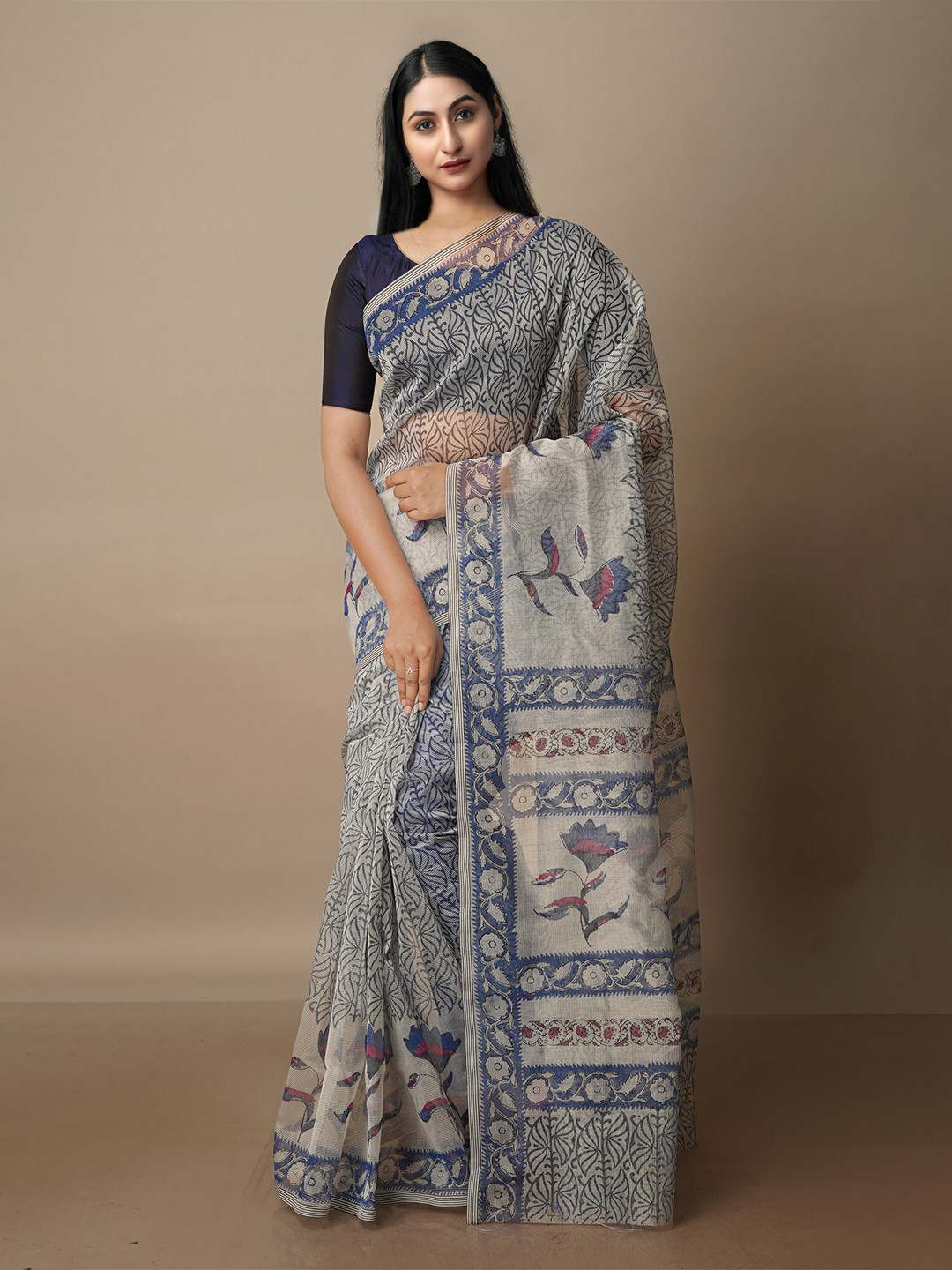 

Unnati Silks Floral Printed Silk Cotton Banarasi Saree, Grey