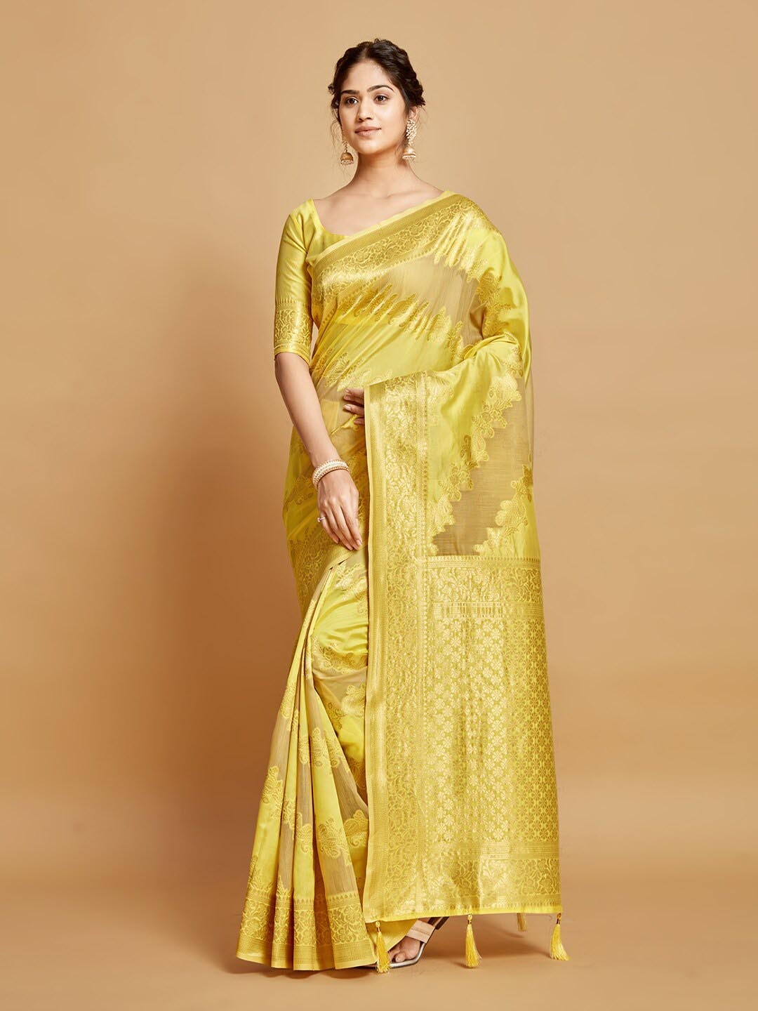 

Pisara Paisley Woven Design Zari Kanjeevaram Saree, Yellow