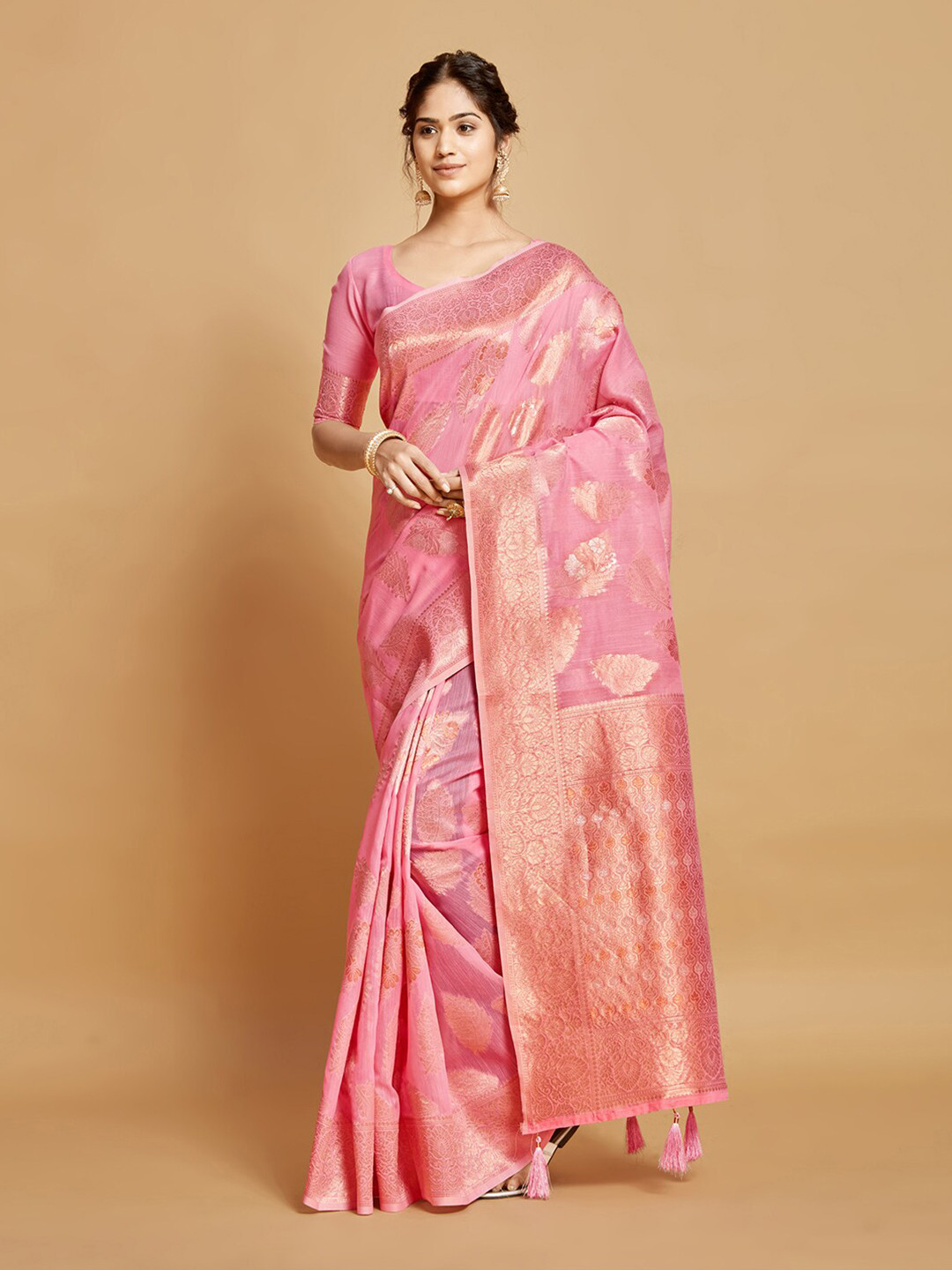 

Pisara Floral Motif Woven Design Zari Kanjeevaram Saree, Pink