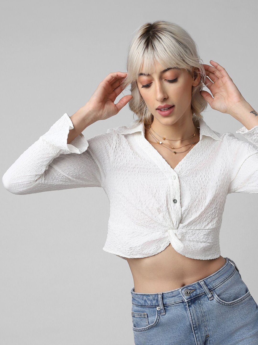 

ONLY Women Twisted Slim Fit Bell Sleeves Cropped Casual Shirt, White
