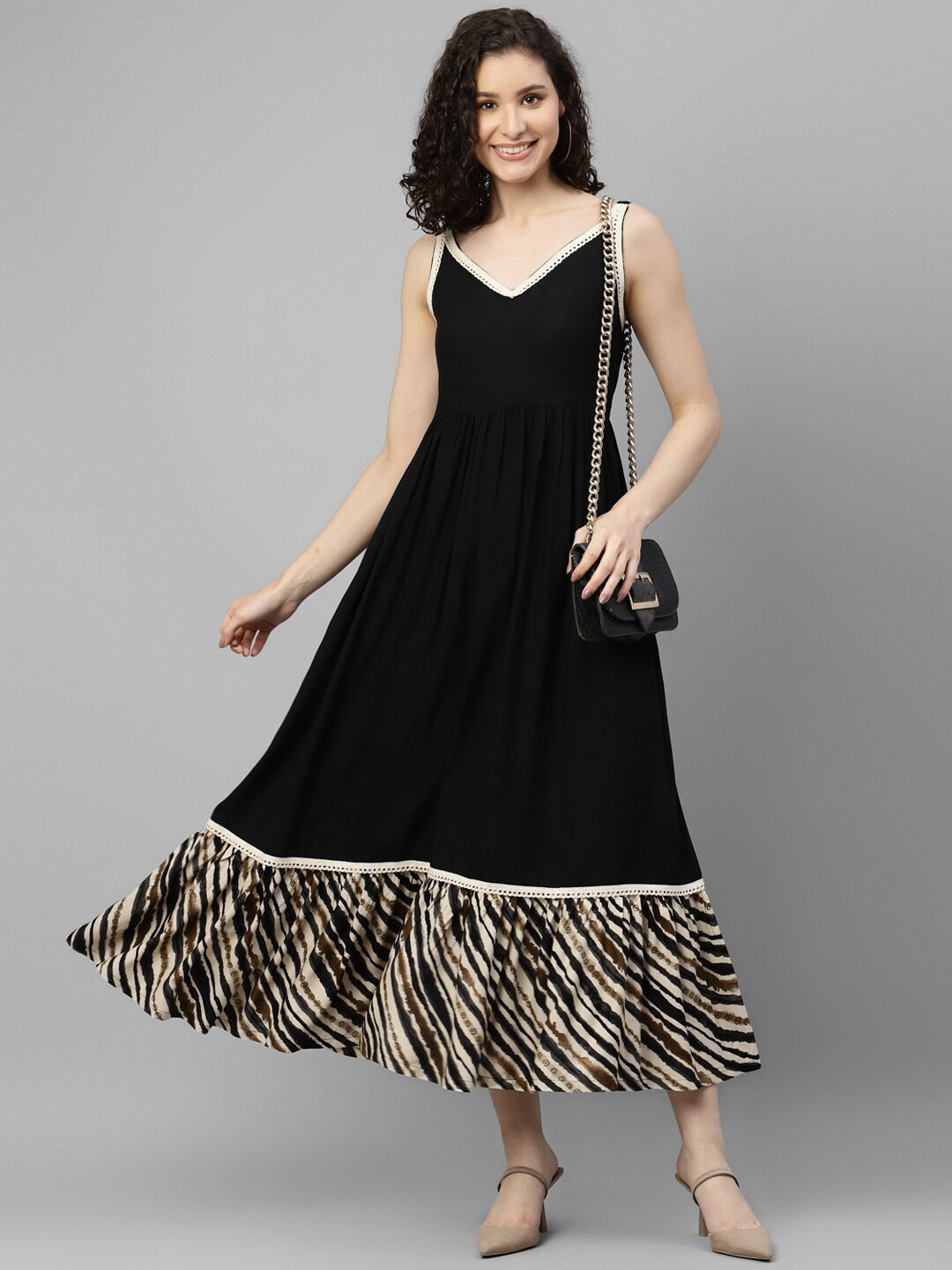 

DEEBACO Shoulder Straps Sleeveless Maxi Dress, Black