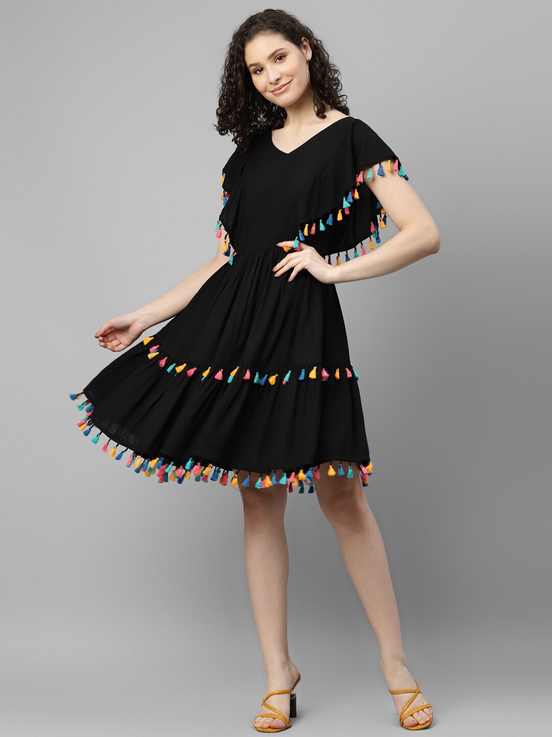 

DEEBACO V-Neck Fit And Flare Dress, Black