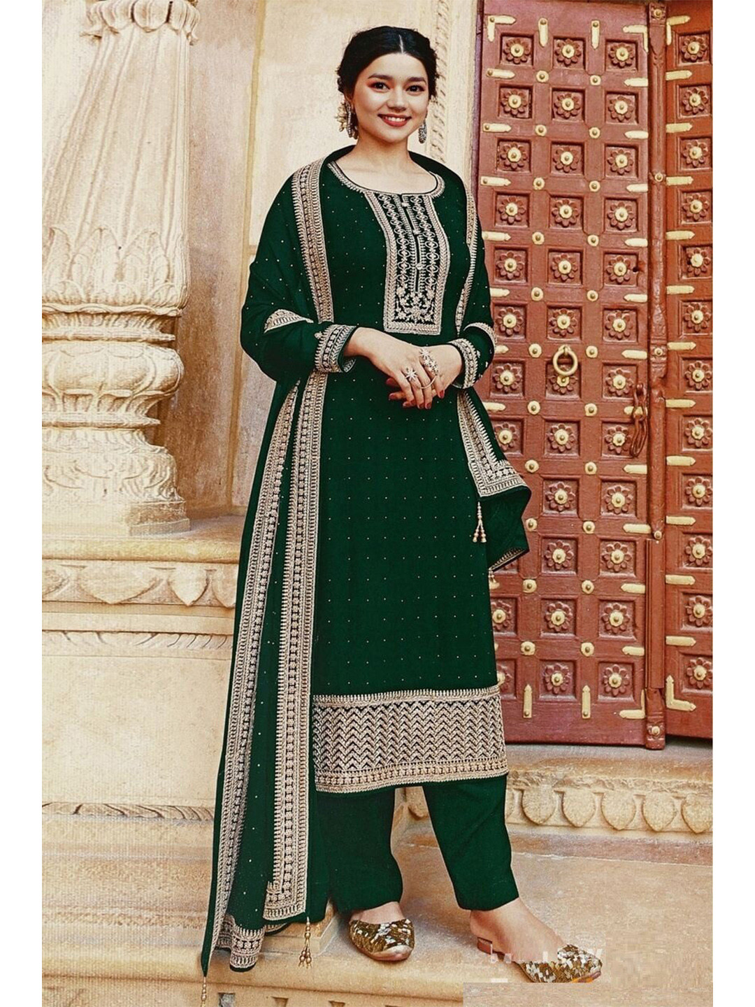 

YOYO Fashion Embroidered Semi-Stitched Dress Material, Green