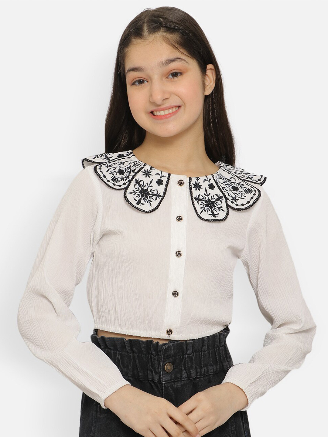 

Natilene Girls Embroidered Crepe Top, White