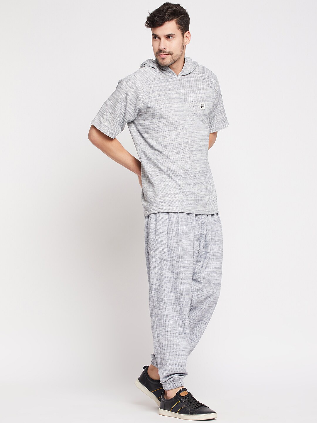 

FUGAZEE Men Textured Relaxed-Fit Pure Cotton Joggers, Grey