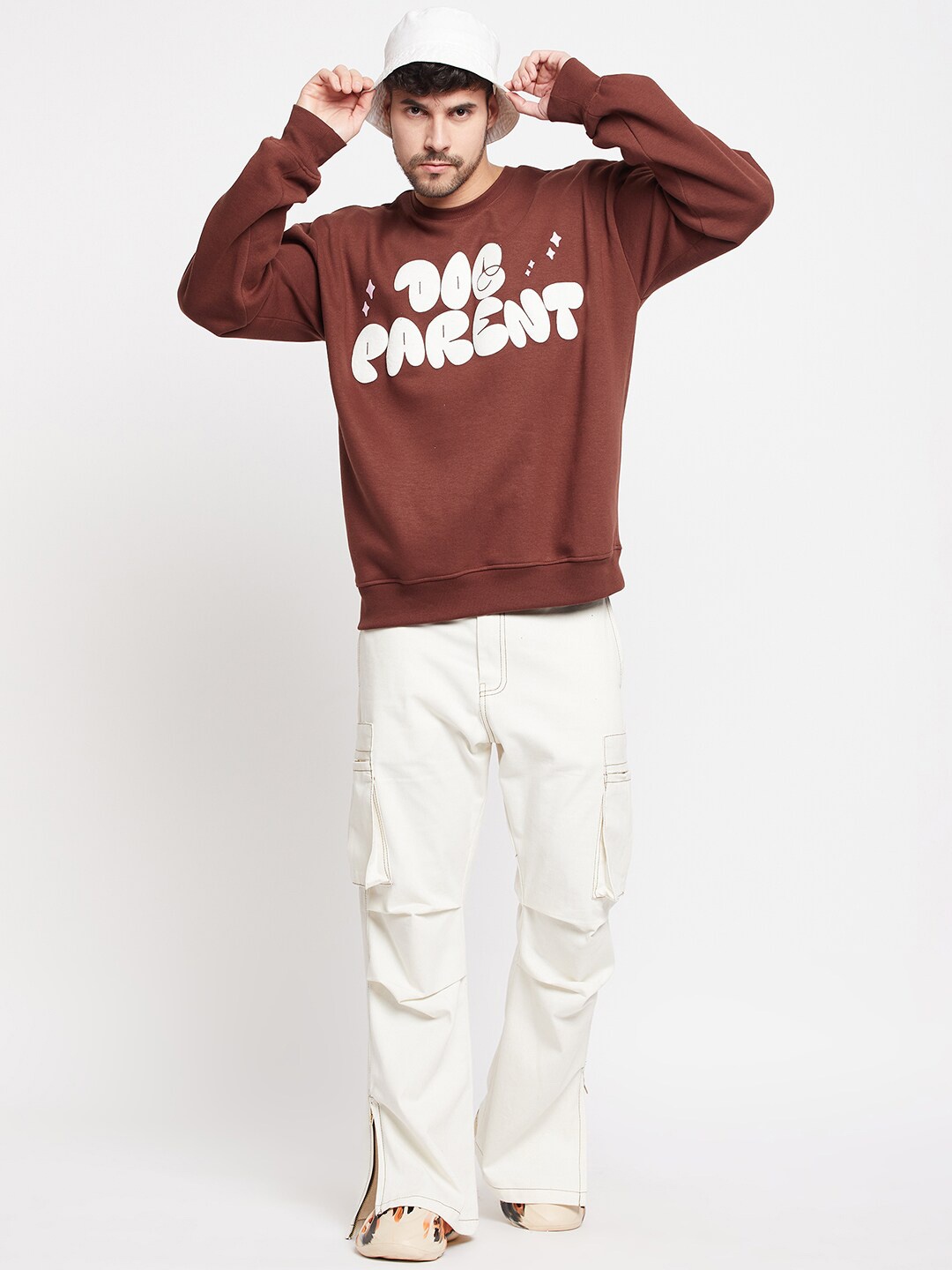 

FUGAZEE Typography Printed Ribbed Hem Pullover Pure Cotton Sweatshirt, Brown