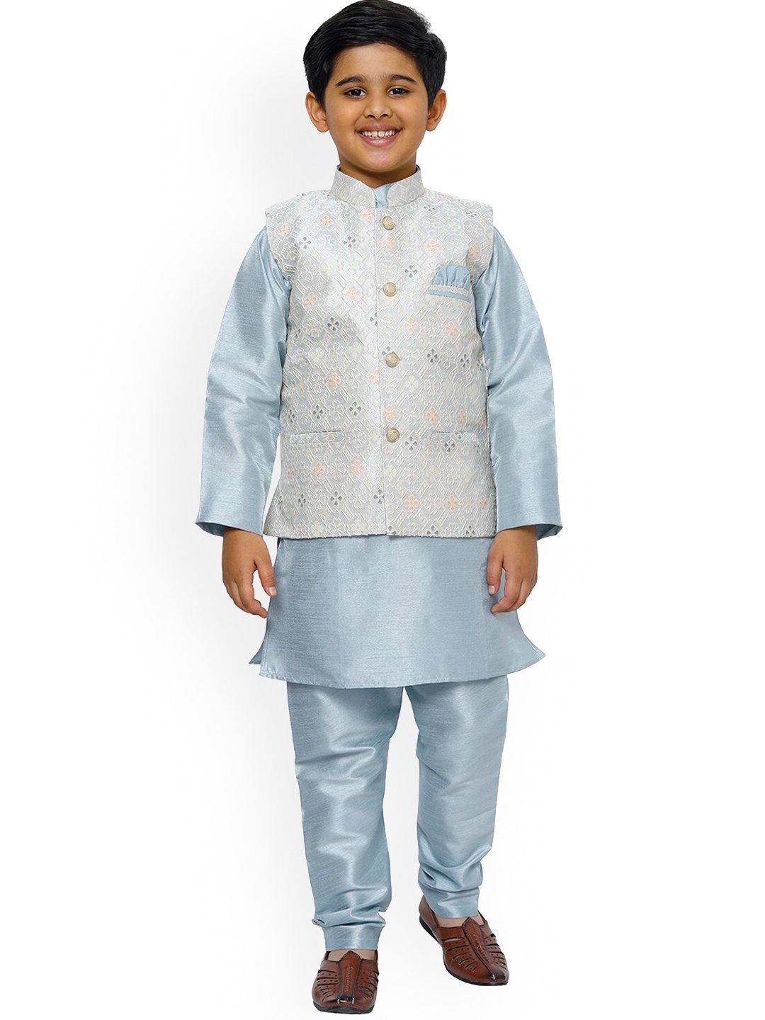 

Pro-Ethic STYLE DEVELOPER Boys Embroidered Kurta with Pyjamas & Jacket, Blue