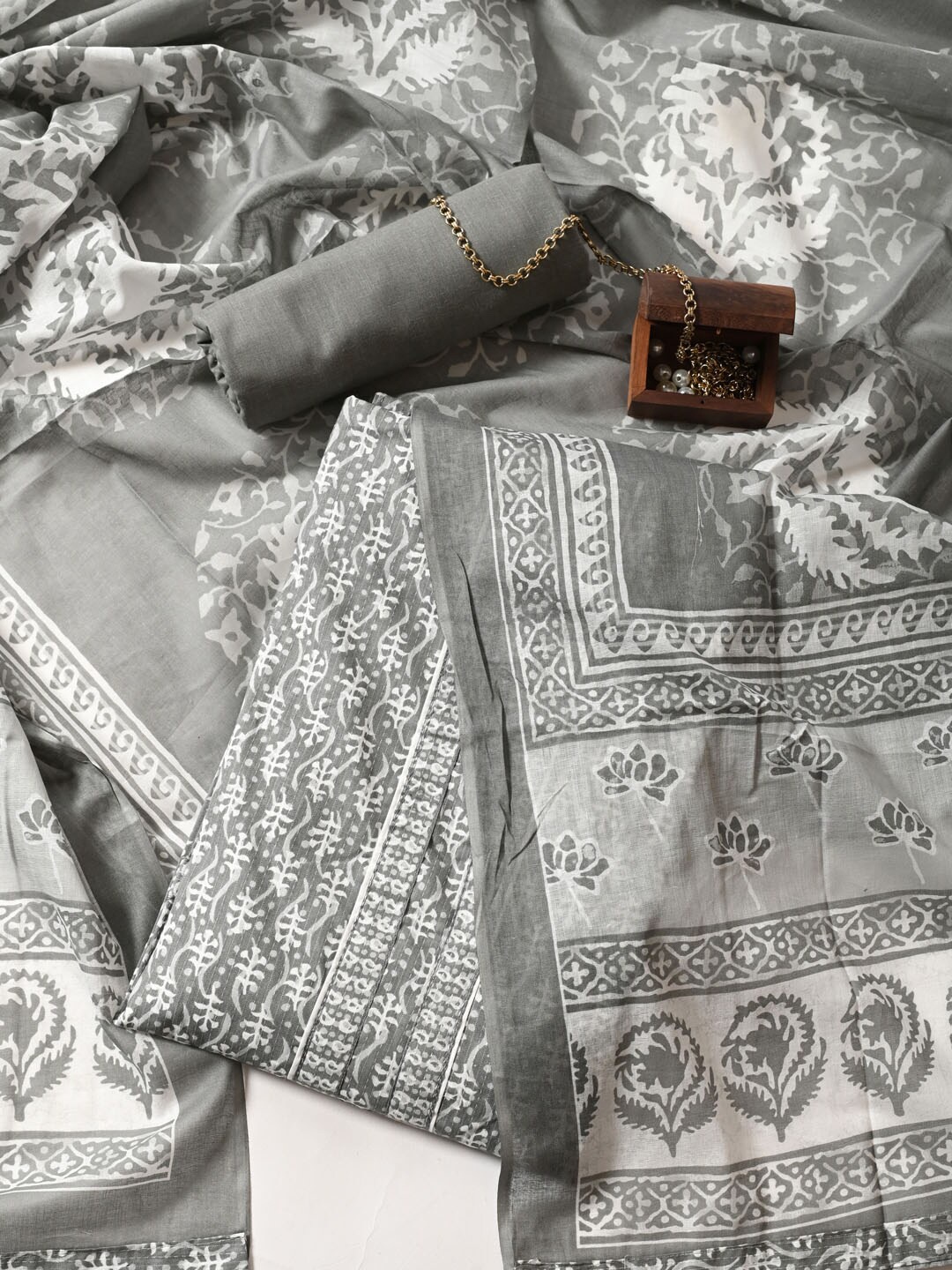 

Meena Bazaar Printed Pure Cotton Unstitched Dress Material, Grey