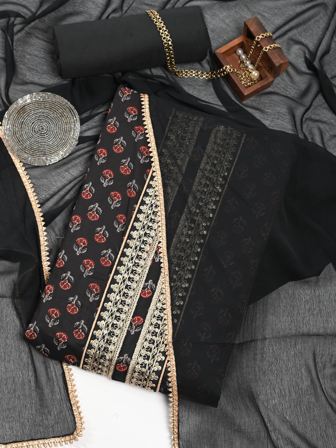 

Meena Bazaar Printed Pure Cotton Unstitched Dress Material, Black
