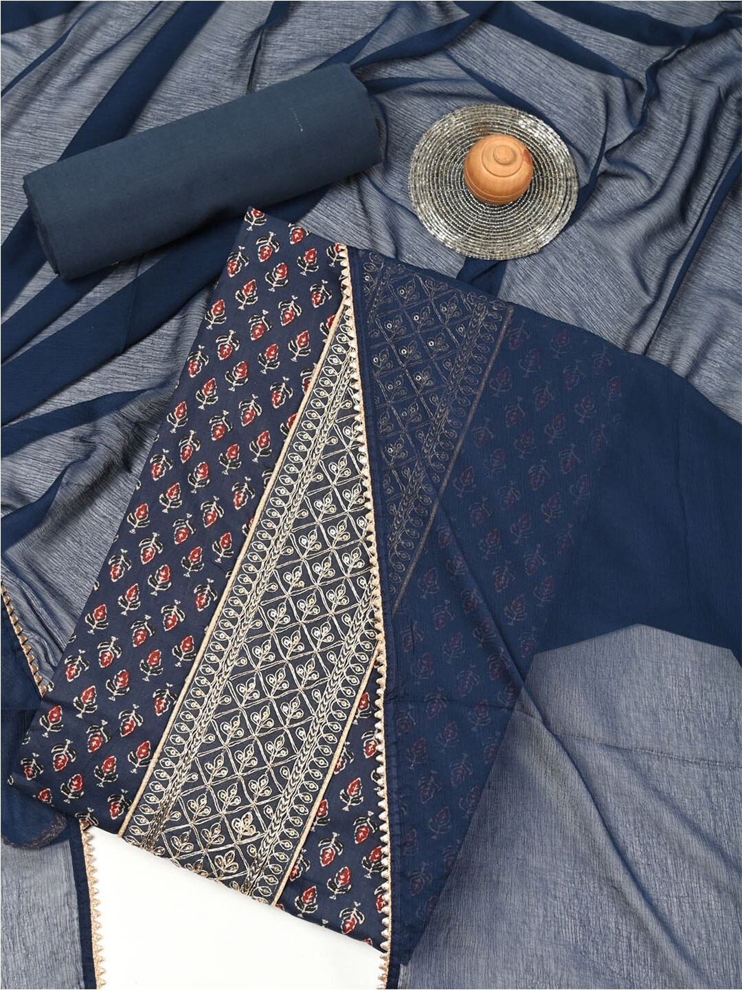 

Meena Bazaar Printed Sequinned Pure Cotton Unstitched Dress Material, Blue