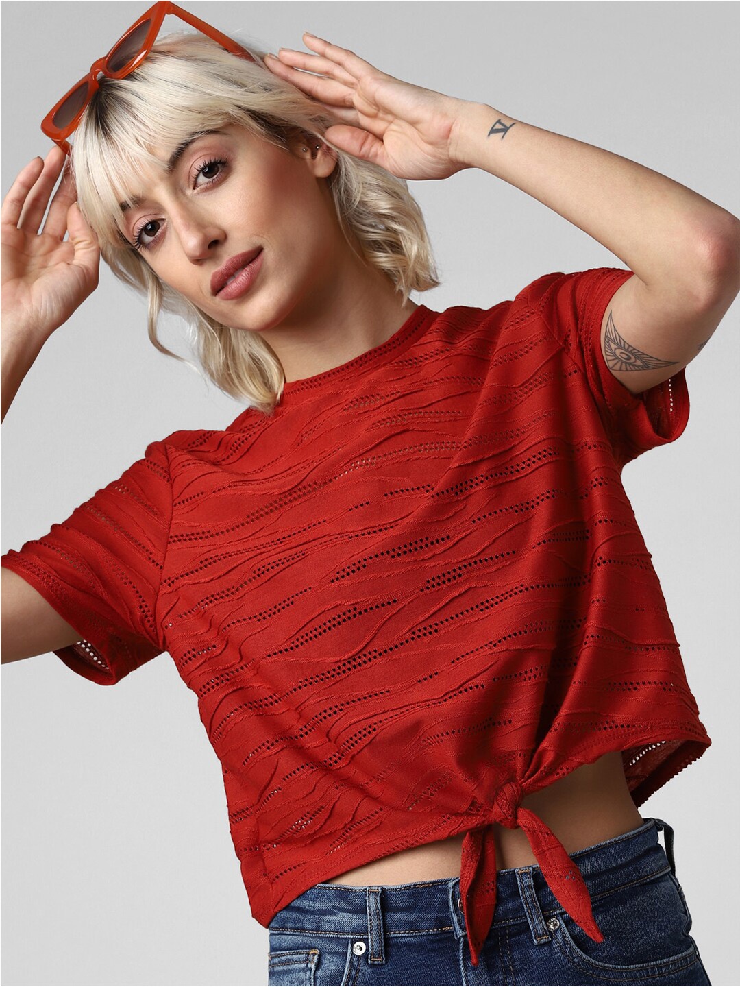 

ONLY Self Design Crop Top, Red