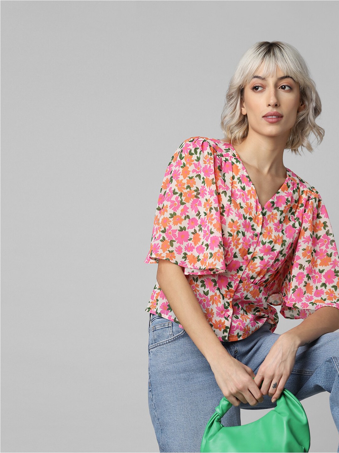 

ONLY V-Neck Floral Printed Flutter Sleeves Top, Cream
