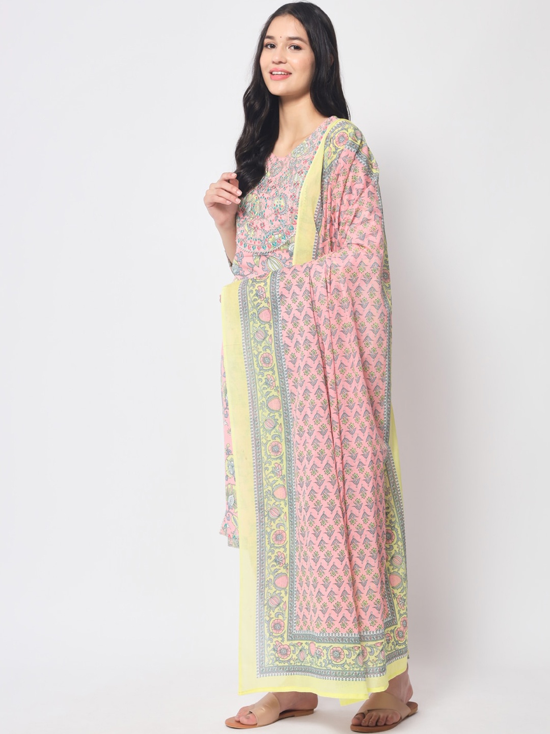 

IkDaiya Floral Printed Gotta Patti Pure Cotton Kurta with Trousers & Dupatta, Pink