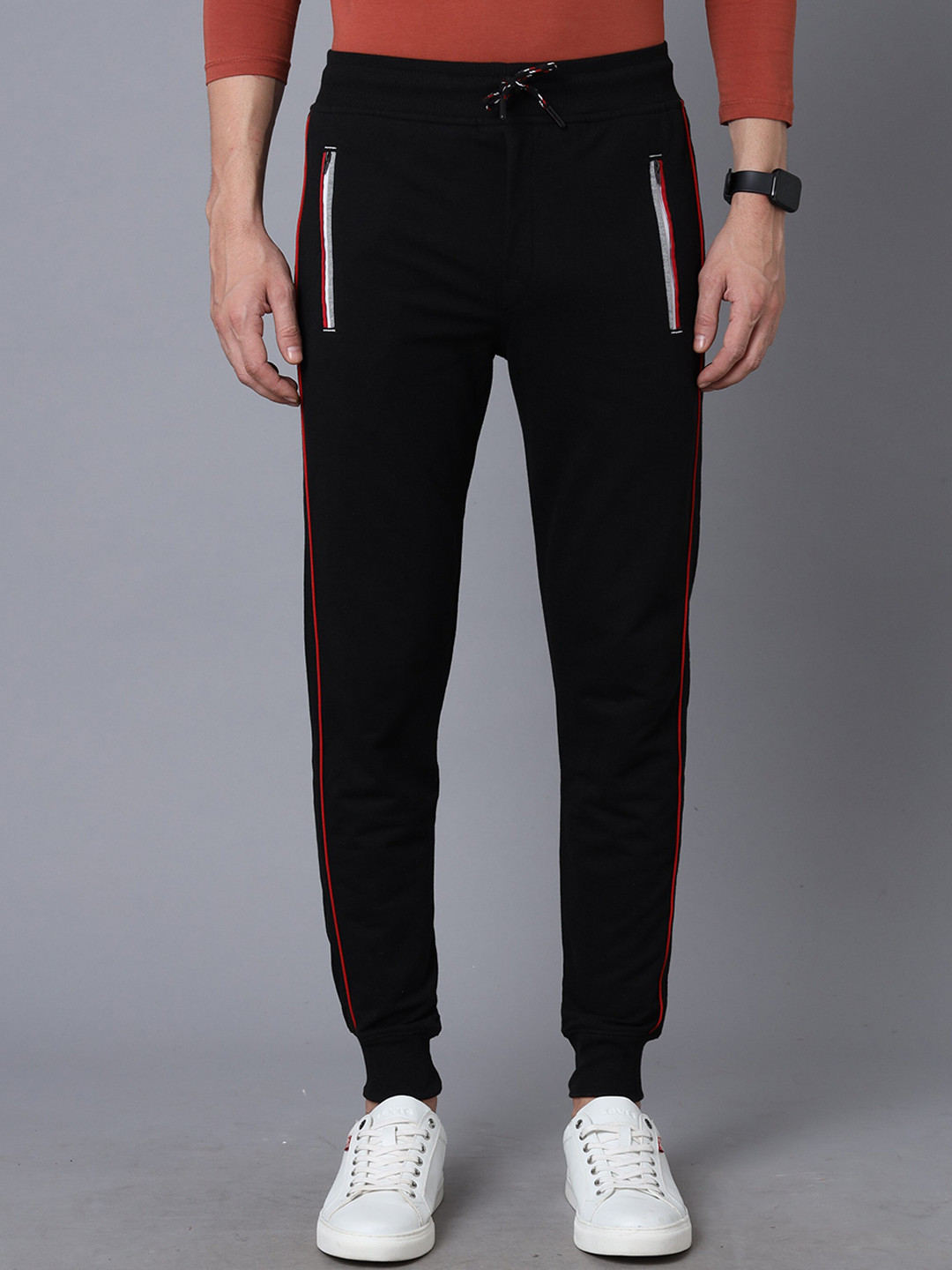 

YOVISH Men Mid-Rise Cotton Joggers, Black