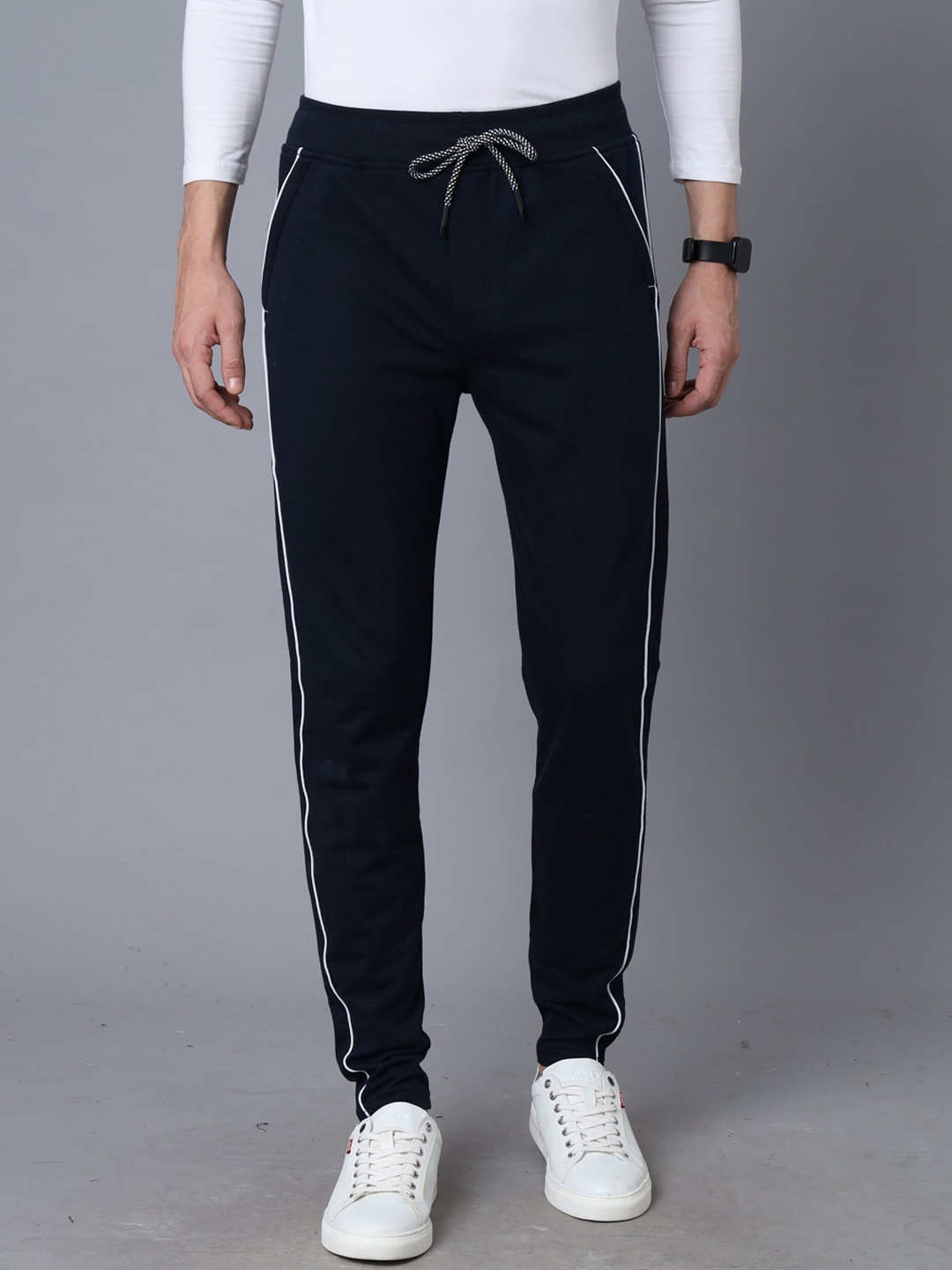 

YOVISH Men Mid-Rise Cotton Track Pants, Black