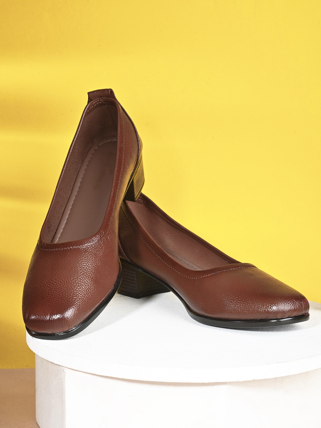 

pelle albero Textured Leather Block Heel Pumps, Brown