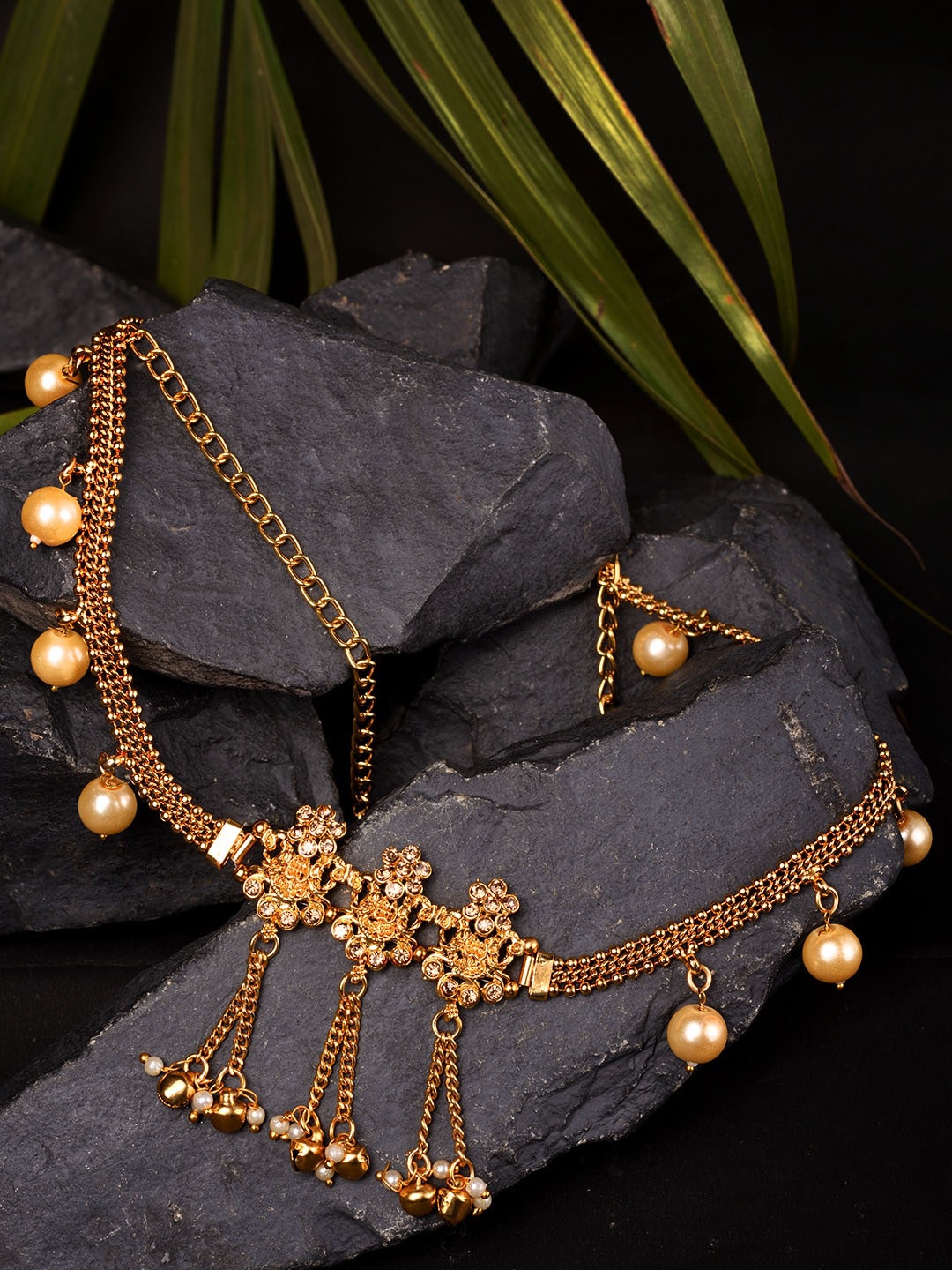 

Saraf RS Jewellery Gold-Plated Stone-Studded & Beaded Waist Chain