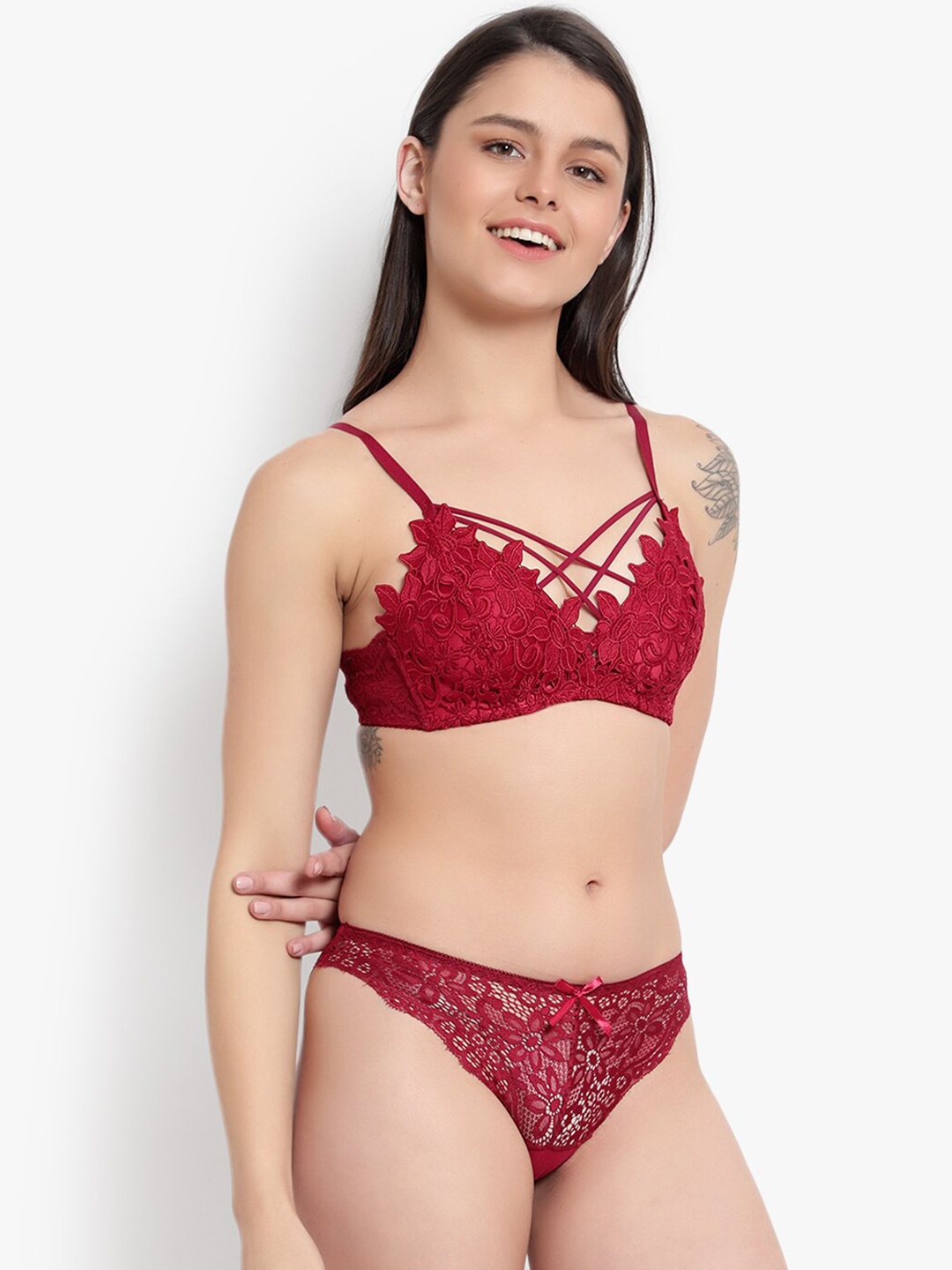 

BRACHY Self-Design Lightly-Padded Non-Wired Low-Rise Lingerie Set, Red