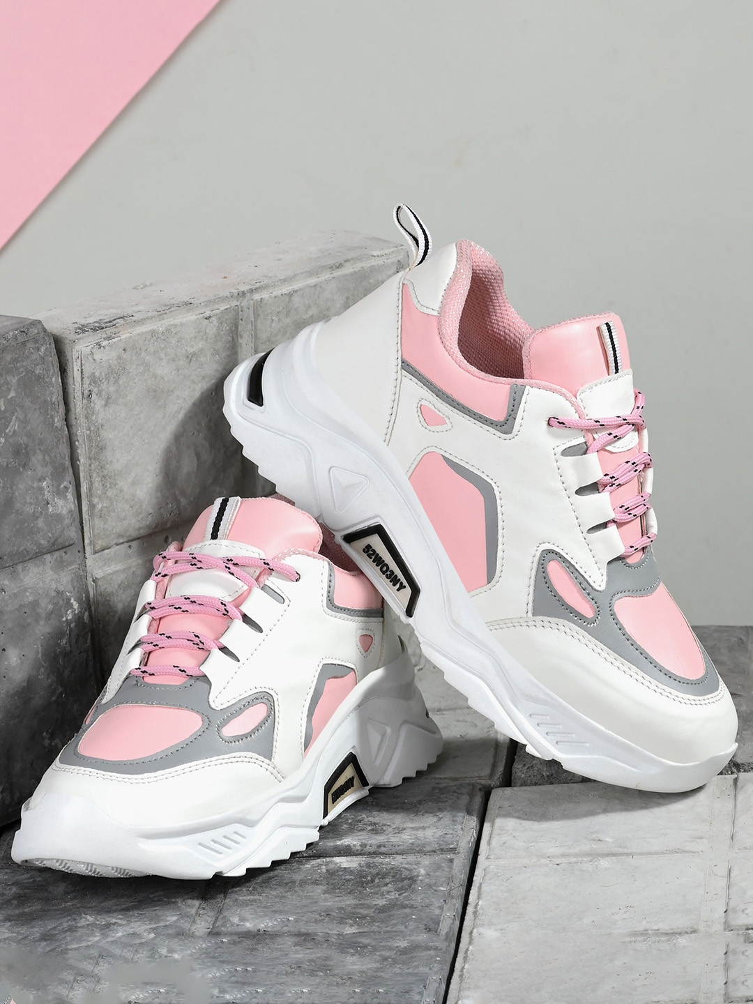 

ARIVO Women Colourblocked Sneakers, White