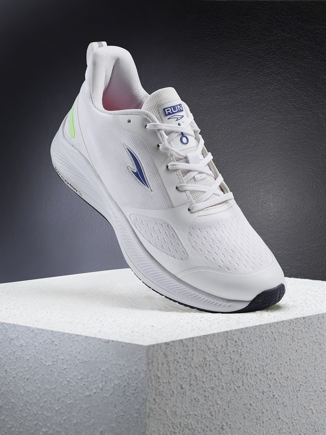 

ASIAN Men Woven Design Lightweight Sneakers, White