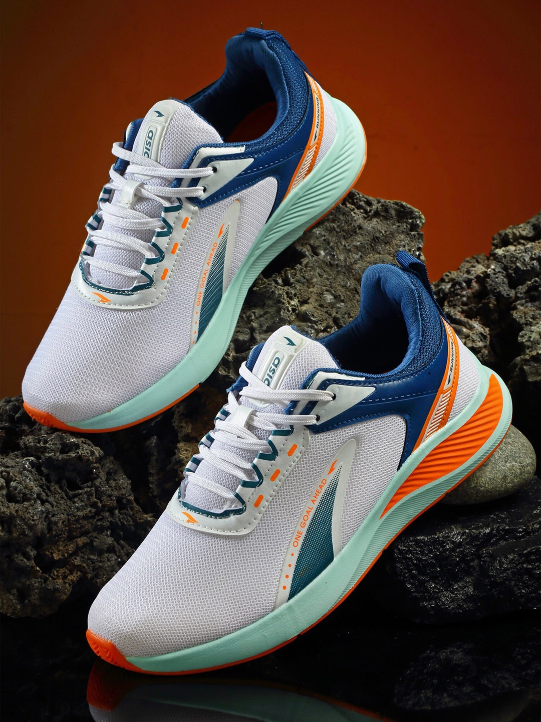 

ASIAN Men Colourblocked Lightweight Sneakers, White