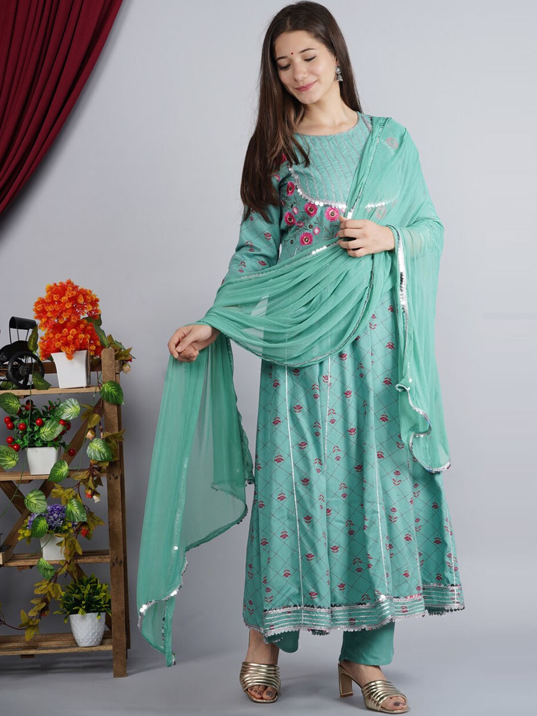 

TOULIN Floral Printed Lace Inserted Kurta with Trousers & Dupatta, Teal