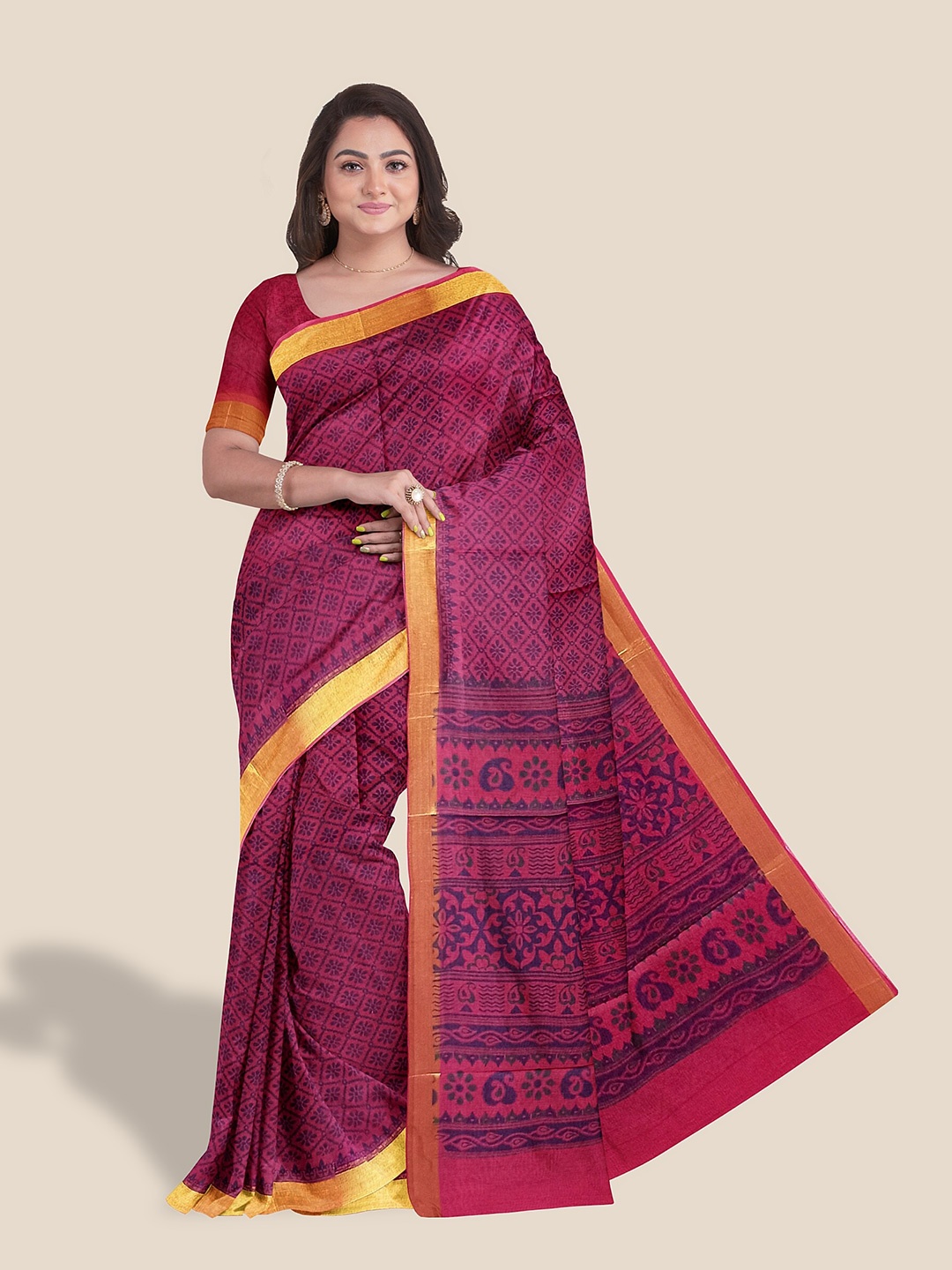 

The Chennai Silks Floral Printed Zari Pure Cotton Saree, Magenta