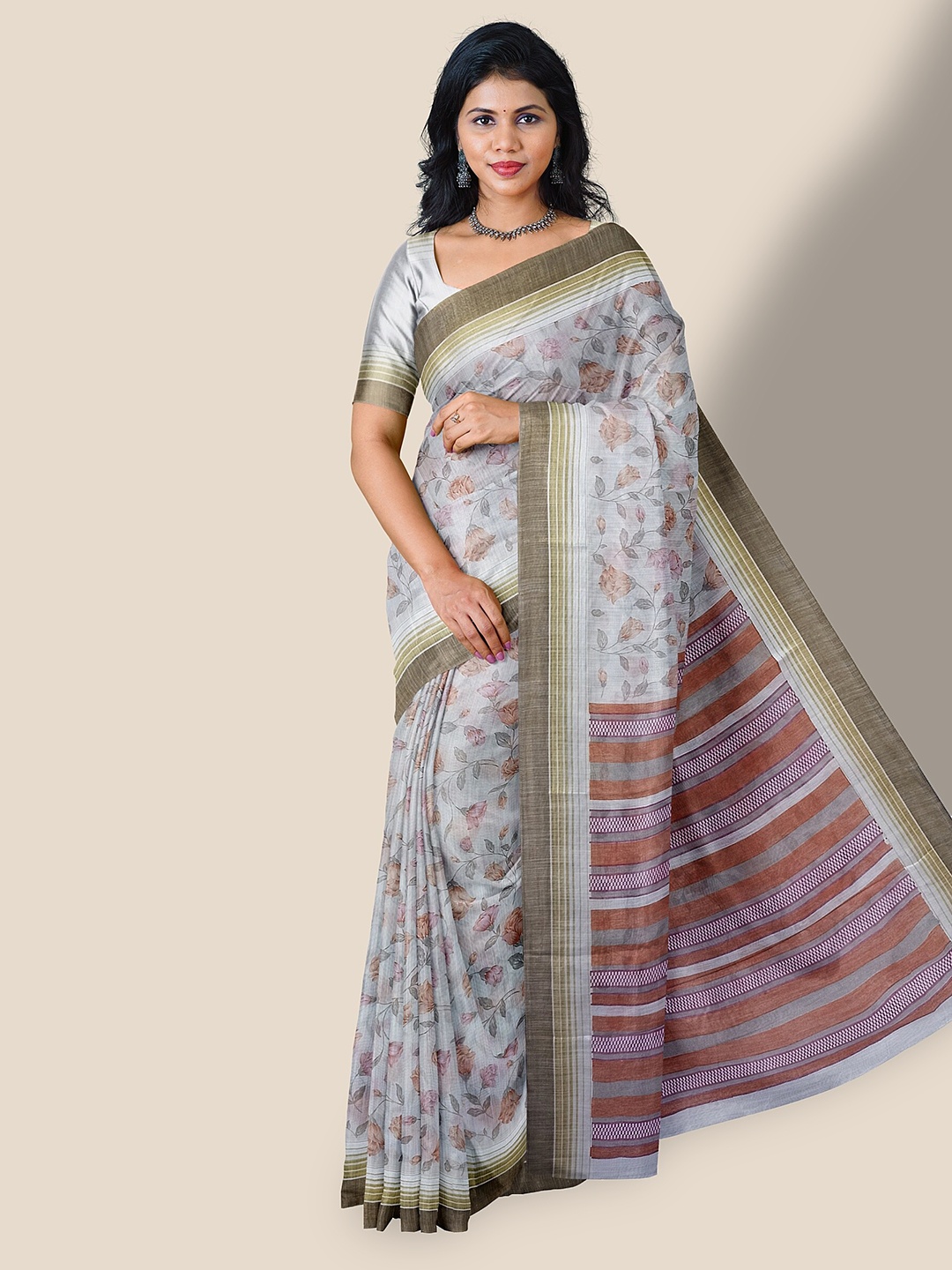 

The Chennai Silks Floral Printed Pure Cotton Saree, Off white